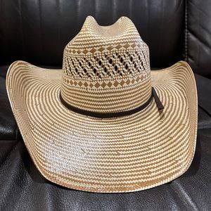 Men’s cowboy straw hat- Like New